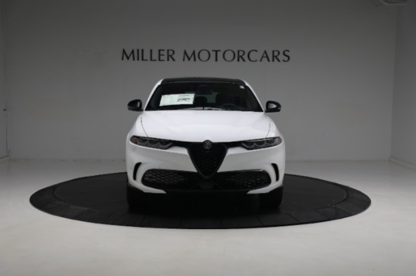New 2024 Alfa Romeo Tonale Veloce for sale $56,640 at Rolls-Royce Motor Cars Greenwich in Greenwich CT 06830 18