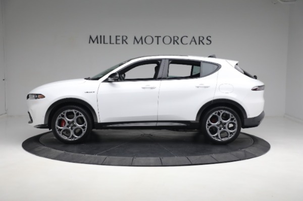 New 2024 Alfa Romeo Tonale Veloce for sale $56,640 at Rolls-Royce Motor Cars Greenwich in Greenwich CT 06830 4