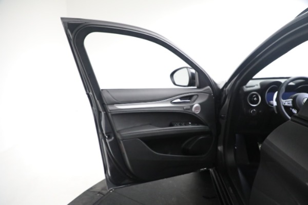 New 2024 Alfa Romeo Stelvio Veloce for sale $59,205 at Rolls-Royce Motor Cars Greenwich in Greenwich CT 06830 26