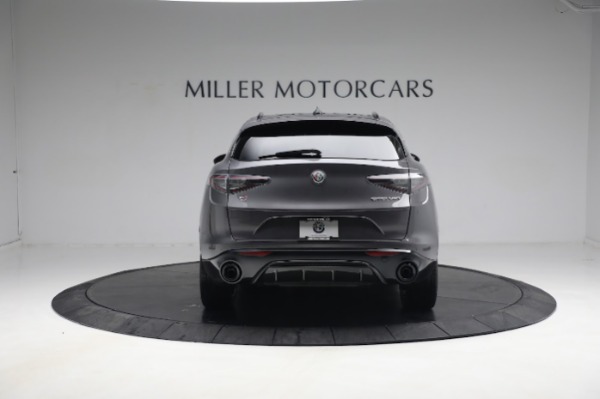 New 2024 Alfa Romeo Stelvio Veloce for sale $59,205 at Rolls-Royce Motor Cars Greenwich in Greenwich CT 06830 7