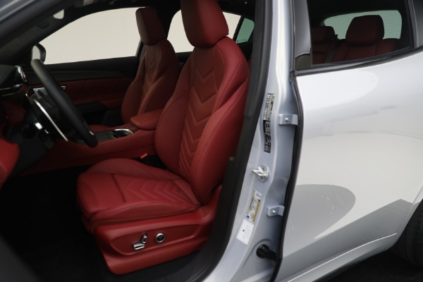 New 2023 Maserati Grecale Modena for sale $91,601 at Rolls-Royce Motor Cars Greenwich in Greenwich CT 06830 22