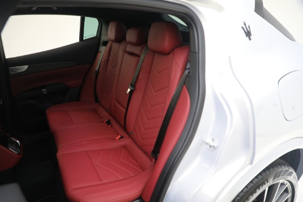 New 2023 Maserati Grecale Modena for sale $91,601 at Rolls-Royce Motor Cars Greenwich in Greenwich CT 06830 27