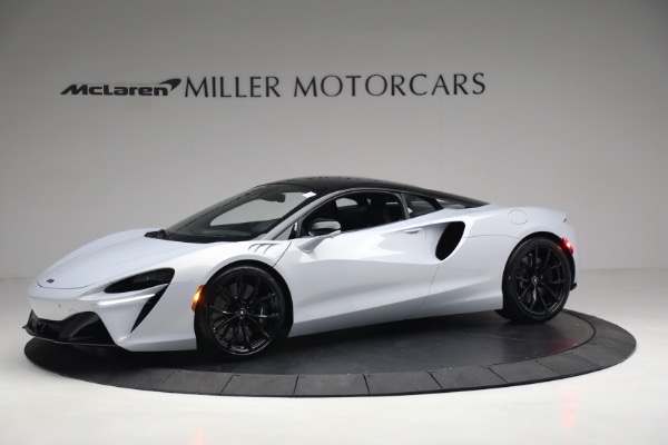 New 2023 McLaren Artura TechLux for sale $279,835 at Rolls-Royce Motor Cars Greenwich in Greenwich CT 06830 2