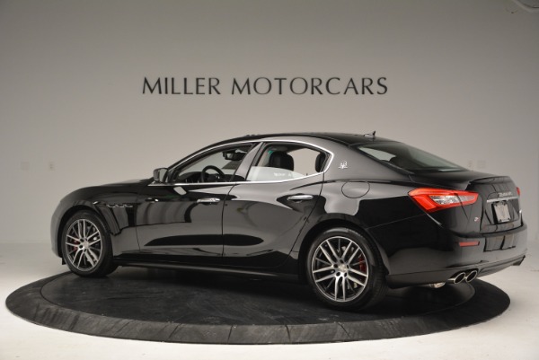 Used 2016 Maserati Ghibli S Q4  EX-LOANER for sale Sold at Rolls-Royce Motor Cars Greenwich in Greenwich CT 06830 4