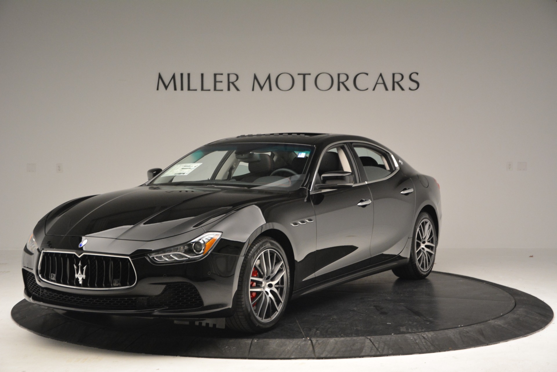 Used 2016 Maserati Ghibli S Q4  EX-LOANER for sale Sold at Rolls-Royce Motor Cars Greenwich in Greenwich CT 06830 1