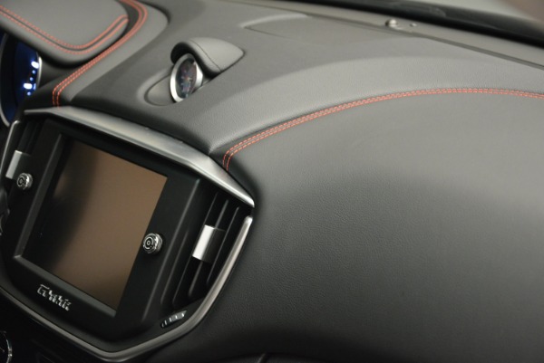 Used 2016 Maserati Ghibli S Q4 EX- LOANER for sale Sold at Rolls-Royce Motor Cars Greenwich in Greenwich CT 06830 25