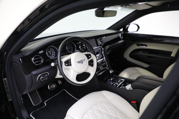 Used 2017 Bentley Mulsanne Extended Wheelbase for sale $259,900 at Rolls-Royce Motor Cars Greenwich in Greenwich CT 06830 17
