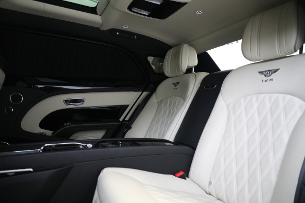 Used 2017 Bentley Mulsanne Extended Wheelbase for sale Sold at Rolls-Royce Motor Cars Greenwich in Greenwich CT 06830 27