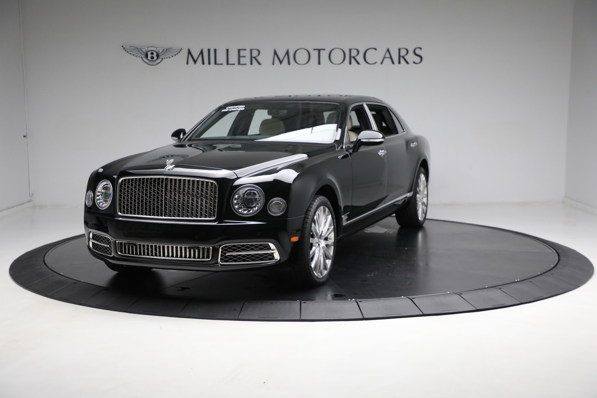 Used 2017 Bentley Mulsanne Extended Wheelbase for sale $259,900 at Rolls-Royce Motor Cars Greenwich in Greenwich CT 06830 1