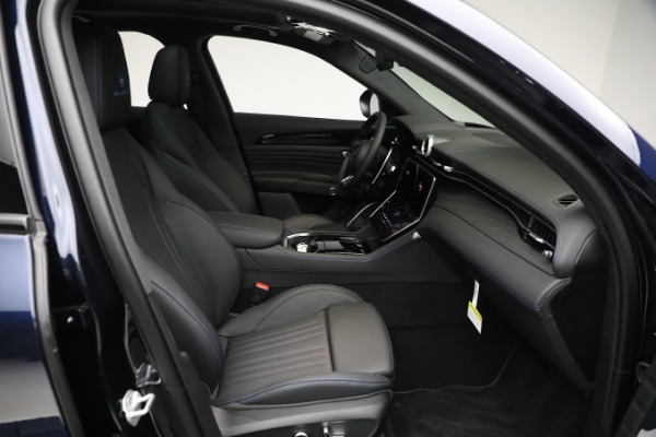 New 2023 Maserati Grecale Modena for sale $94,101 at Rolls-Royce Motor Cars Greenwich in Greenwich CT 06830 19