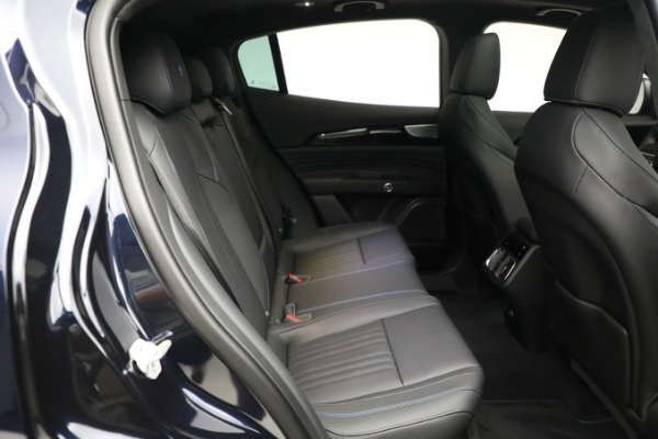 New 2023 Maserati Grecale Modena for sale $94,101 at Rolls-Royce Motor Cars Greenwich in Greenwich CT 06830 26