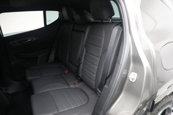 New 2024 Alfa Romeo Tonale Ti for sale $54,450 at Rolls-Royce Motor Cars Greenwich in Greenwich CT 06830 20