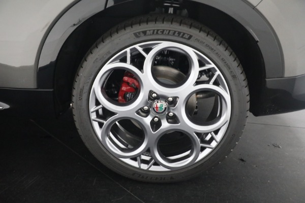 New 2024 Alfa Romeo Tonale Ti for sale $54,450 at Rolls-Royce Motor Cars Greenwich in Greenwich CT 06830 25