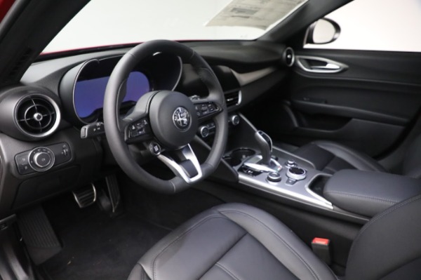 New 2024 Alfa Romeo Giulia Ti for sale $51,115 at Rolls-Royce Motor Cars Greenwich in Greenwich CT 06830 13