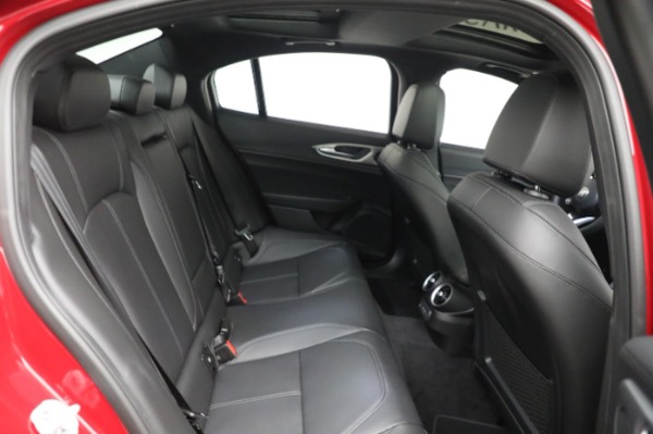 New 2024 Alfa Romeo Giulia Ti for sale $51,115 at Rolls-Royce Motor Cars Greenwich in Greenwich CT 06830 20