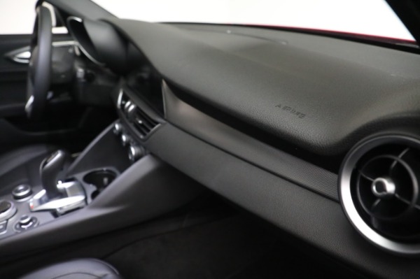 New 2024 Alfa Romeo Giulia Ti for sale $51,115 at Rolls-Royce Motor Cars Greenwich in Greenwich CT 06830 28