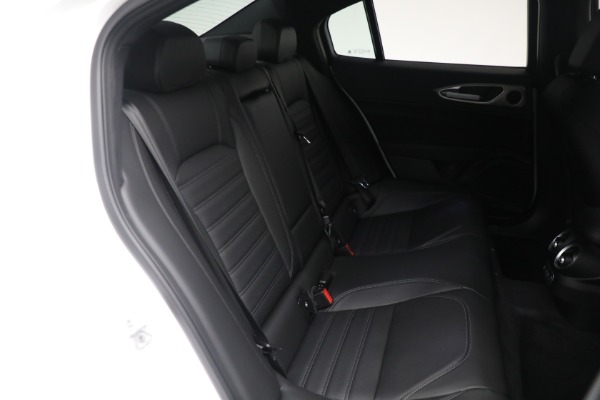 New 2024 Alfa Romeo Giulia Veloce for sale $53,940 at Rolls-Royce Motor Cars Greenwich in Greenwich CT 06830 18