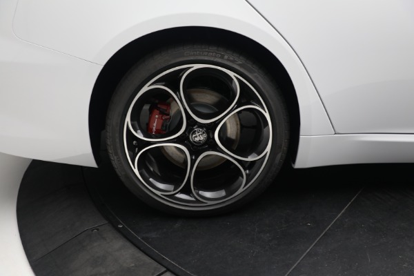New 2024 Alfa Romeo Giulia Veloce for sale $53,940 at Rolls-Royce Motor Cars Greenwich in Greenwich CT 06830 20