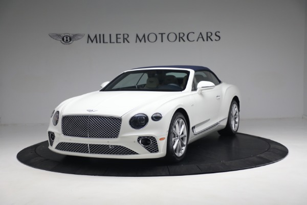 Used 2021 Bentley Continental GTC V8 for sale Call for price at Rolls-Royce Motor Cars Greenwich in Greenwich CT 06830 15