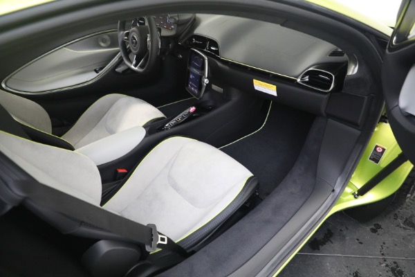 New 2023 McLaren Artura Vision for sale $277,875 at Rolls-Royce Motor Cars Greenwich in Greenwich CT 06830 20