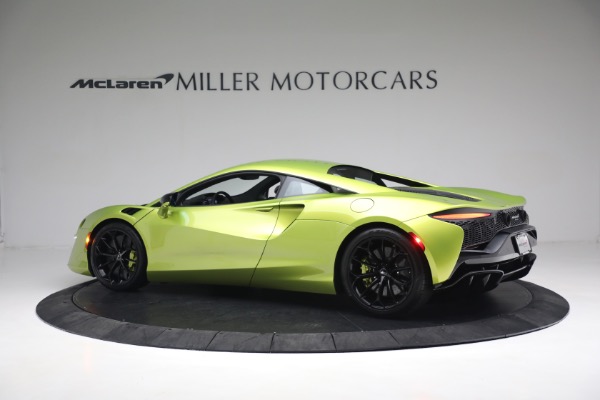 New 2023 McLaren Artura Vision for sale $277,875 at Rolls-Royce Motor Cars Greenwich in Greenwich CT 06830 4