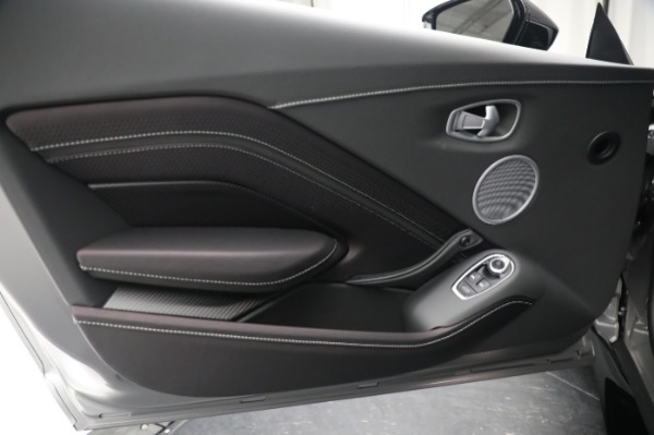 New 2023 Aston Martin Vantage V8 for sale $202,286 at Rolls-Royce Motor Cars Greenwich in Greenwich CT 06830 16