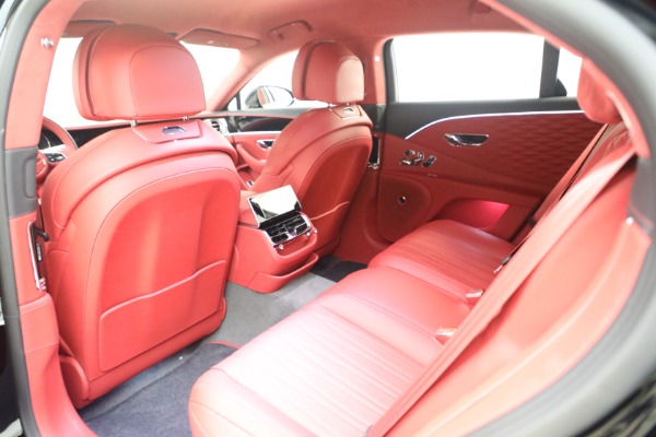 New 2023 Bentley Flying Spur Speed for sale $288,465 at Rolls-Royce Motor Cars Greenwich in Greenwich CT 06830 27