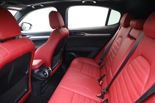 New 2023 Alfa Romeo Stelvio Veloce for sale $48,900 at Rolls-Royce Motor Cars Greenwich in Greenwich CT 06830 20