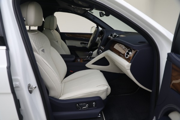 New 2023 Bentley Bentayga EWB Azure V8 for sale $292,110 at Rolls-Royce Motor Cars Greenwich in Greenwich CT 06830 25