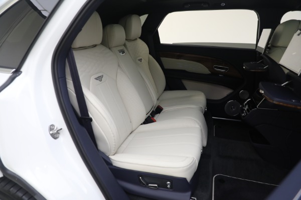 New 2023 Bentley Bentayga EWB Azure V8 for sale $292,110 at Rolls-Royce Motor Cars Greenwich in Greenwich CT 06830 28