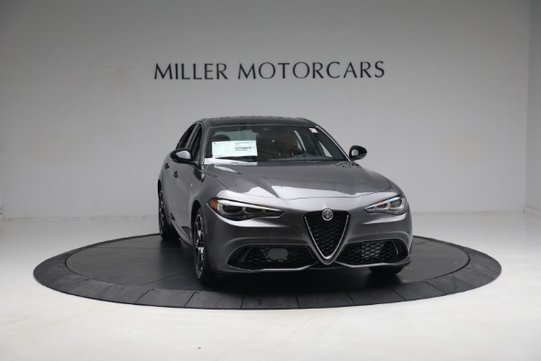 New 2024 Alfa Romeo Giulia Ti for sale $54,250 at Rolls-Royce Motor Cars Greenwich in Greenwich CT 06830 17