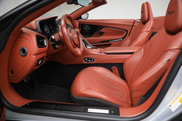Used 2020 Aston Martin DB11 Volante for sale $143,900 at Rolls-Royce Motor Cars Greenwich in Greenwich CT 06830 20