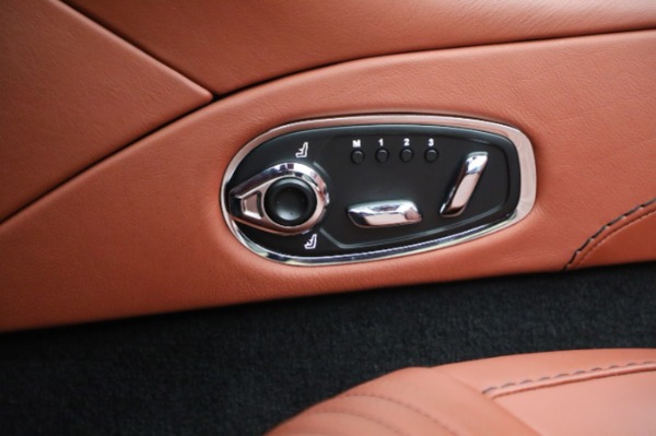 Used 2020 Aston Martin DB11 Volante for sale $143,900 at Rolls-Royce Motor Cars Greenwich in Greenwich CT 06830 26