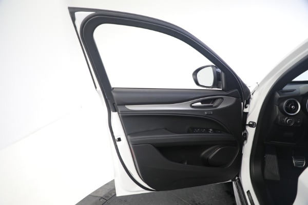 New 2024 Alfa Romeo Stelvio Ti for sale $54,570 at Rolls-Royce Motor Cars Greenwich in Greenwich CT 06830 24