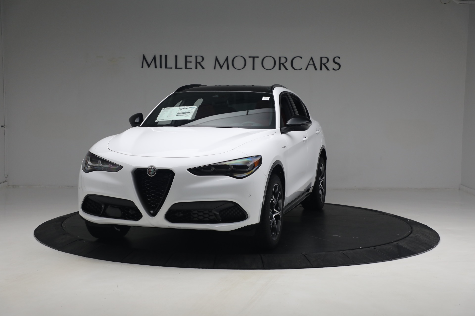 New 2024 Alfa Romeo Stelvio Veloce for sale $56,095 at Rolls-Royce Motor Cars Greenwich in Greenwich CT 06830 1