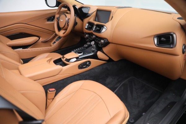 New 2023 Aston Martin Vantage V8 for sale $209,886 at Rolls-Royce Motor Cars Greenwich in Greenwich CT 06830 25