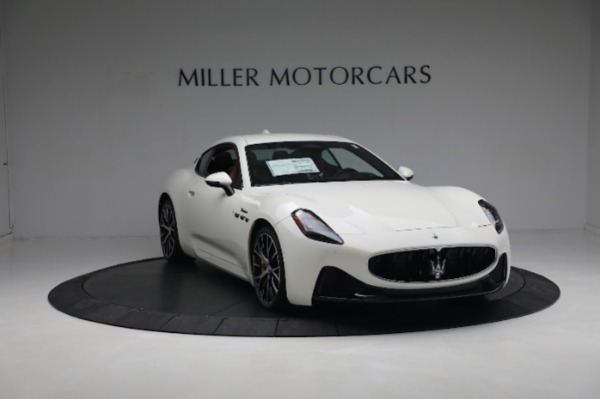 New 2024 Maserati GranTurismo Modena for sale $188,115 at Rolls-Royce Motor Cars Greenwich in Greenwich CT 06830 16