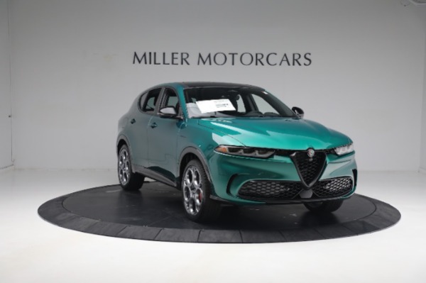 New 2024 Alfa Romeo Tonale Veloce for sale $58,840 at Rolls-Royce Motor Cars Greenwich in Greenwich CT 06830 17