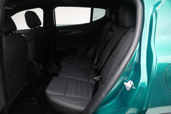 New 2024 Alfa Romeo Tonale Veloce for sale $58,840 at Rolls-Royce Motor Cars Greenwich in Greenwich CT 06830 25