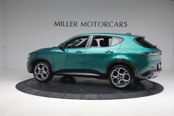 New 2024 Alfa Romeo Tonale Veloce for sale $58,840 at Rolls-Royce Motor Cars Greenwich in Greenwich CT 06830 6