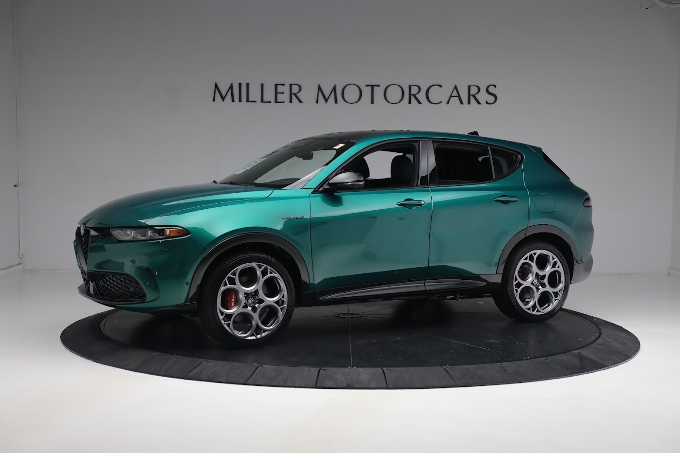 New 2024 Alfa Romeo Tonale Veloce for sale $58,840 at Rolls-Royce Motor Cars Greenwich in Greenwich CT 06830 1