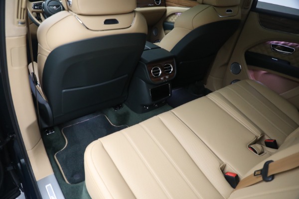 New 2023 Bentley Bentayga Azure Hybrid for sale $258,965 at Rolls-Royce Motor Cars Greenwich in Greenwich CT 06830 23