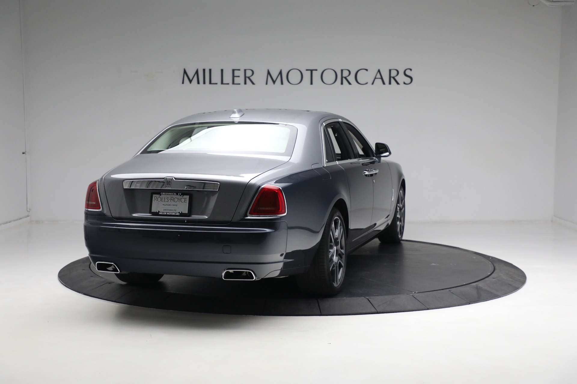 洋書 ROLLS ROYCE IN AMERICA New Rolls-Royce for Sale - Rolls-Royce Motor Cars Dallas