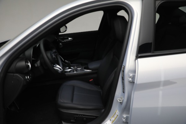 New 2023 Alfa Romeo Giulia Ti for sale Call for price at Rolls-Royce Motor Cars Greenwich in Greenwich CT 06830 18