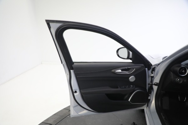 New 2023 Alfa Romeo Giulia Ti for sale Call for price at Rolls-Royce Motor Cars Greenwich in Greenwich CT 06830 26
