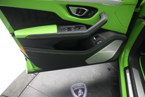 Used 2022 Lamborghini Urus for sale $269,900 at Rolls-Royce Motor Cars Greenwich in Greenwich CT 06830 15