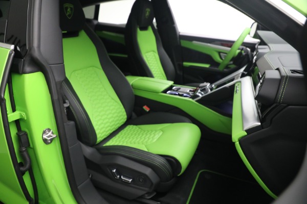 Used 2022 Lamborghini Urus for sale $269,900 at Rolls-Royce Motor Cars Greenwich in Greenwich CT 06830 23