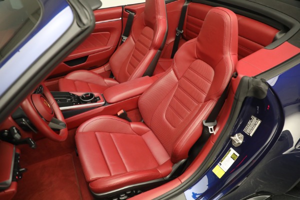 Used 2022 Porsche 911 Turbo S for sale $259,900 at Rolls-Royce Motor Cars Greenwich in Greenwich CT 06830 20