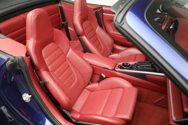 Used 2022 Porsche 911 Turbo S for sale $259,900 at Rolls-Royce Motor Cars Greenwich in Greenwich CT 06830 27