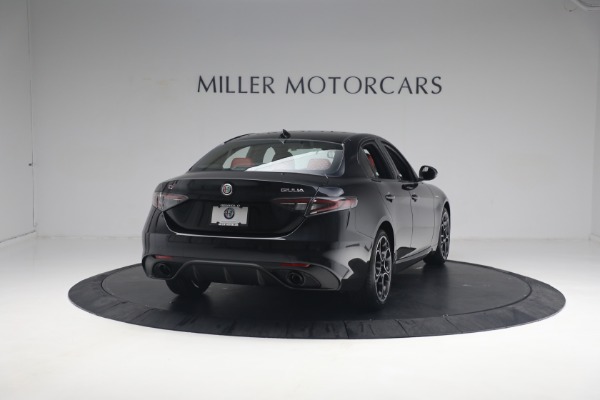 New 2024 Alfa Romeo Giulia Veloce for sale $55,350 at Rolls-Royce Motor Cars Greenwich in Greenwich CT 06830 11